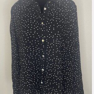 ROXY NWT polka-dot button down blouse – black/white, long sleeve, relaxed, sz M